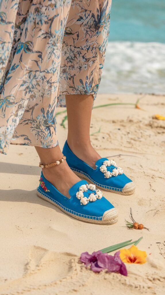 13 Top Beach Shoes for Men and Women: Comfortable Seaside Escape